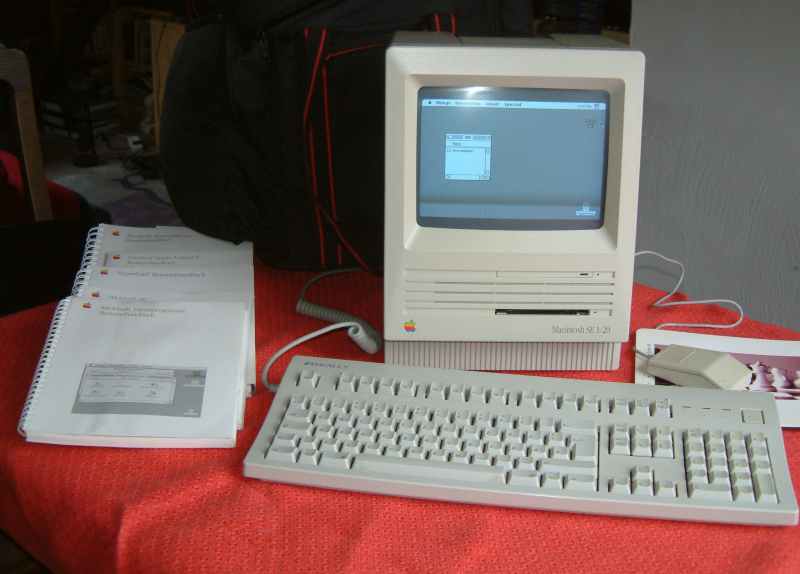 Apple Macintosh SE 1/20